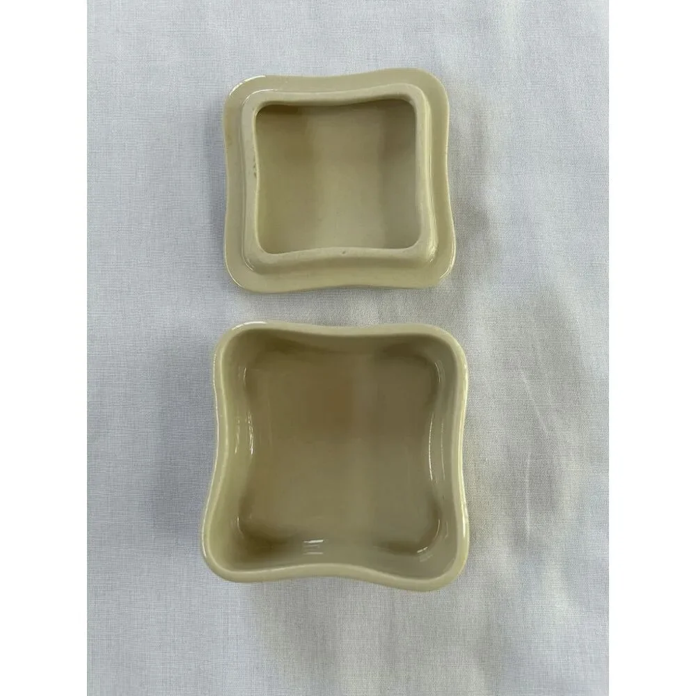 Takahashi Pottery San Francisco Trinket/Jewelry Box Small, Butterflies, Flowers